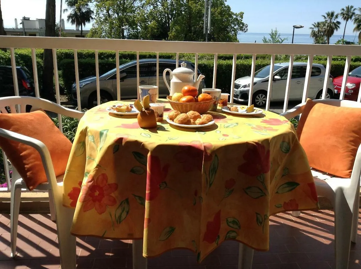 Le Vina Del Mar Bloc B Daire Menton